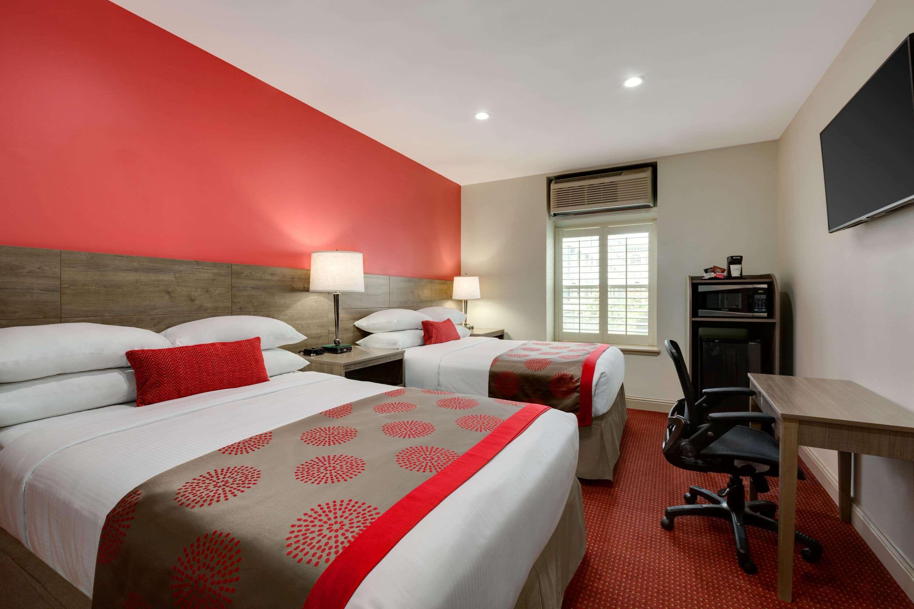 Ramada By Wyndham Oakland Downtown City Center Bagian luar foto