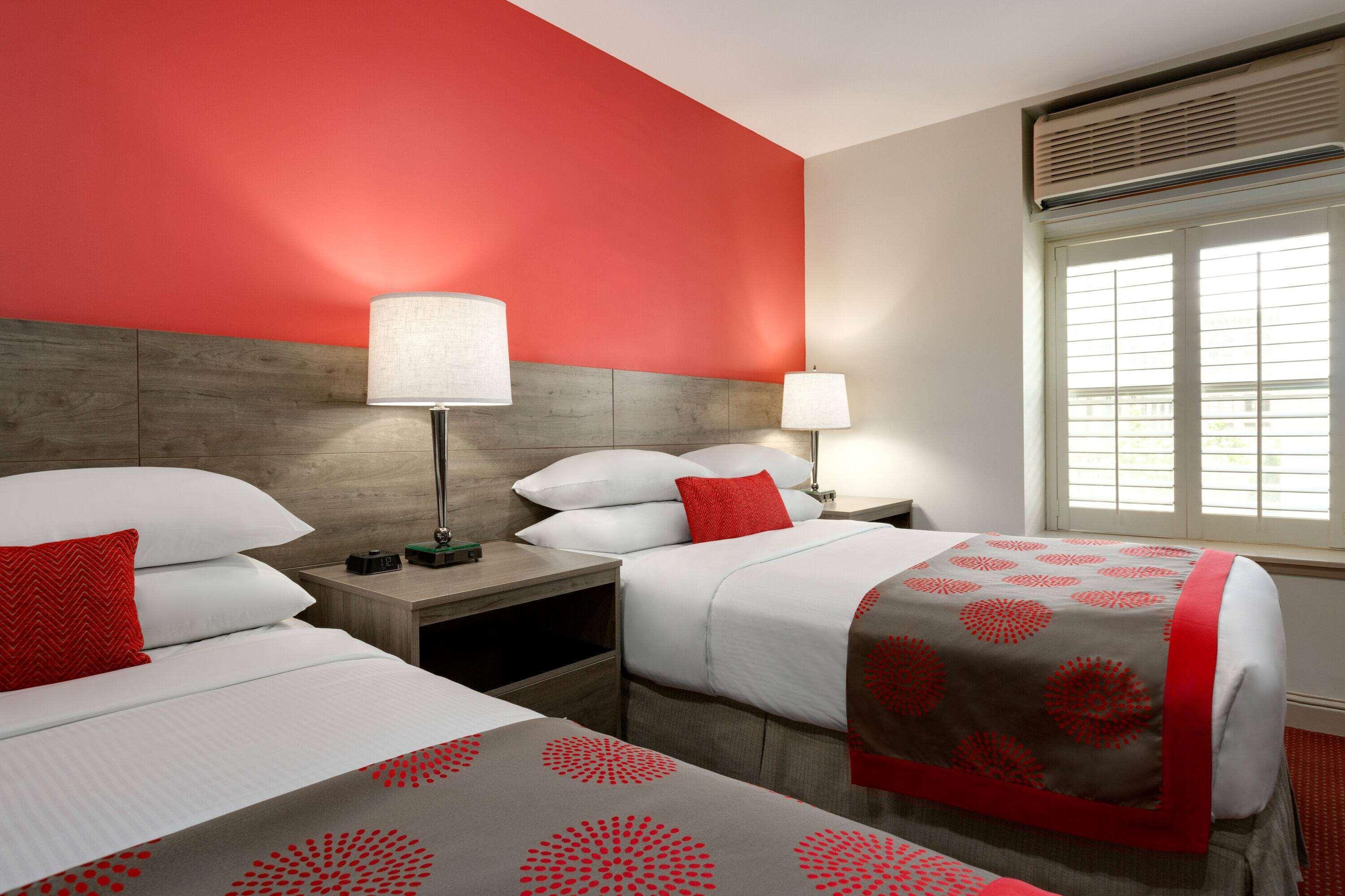 Ramada By Wyndham Oakland Downtown City Center Bagian luar foto