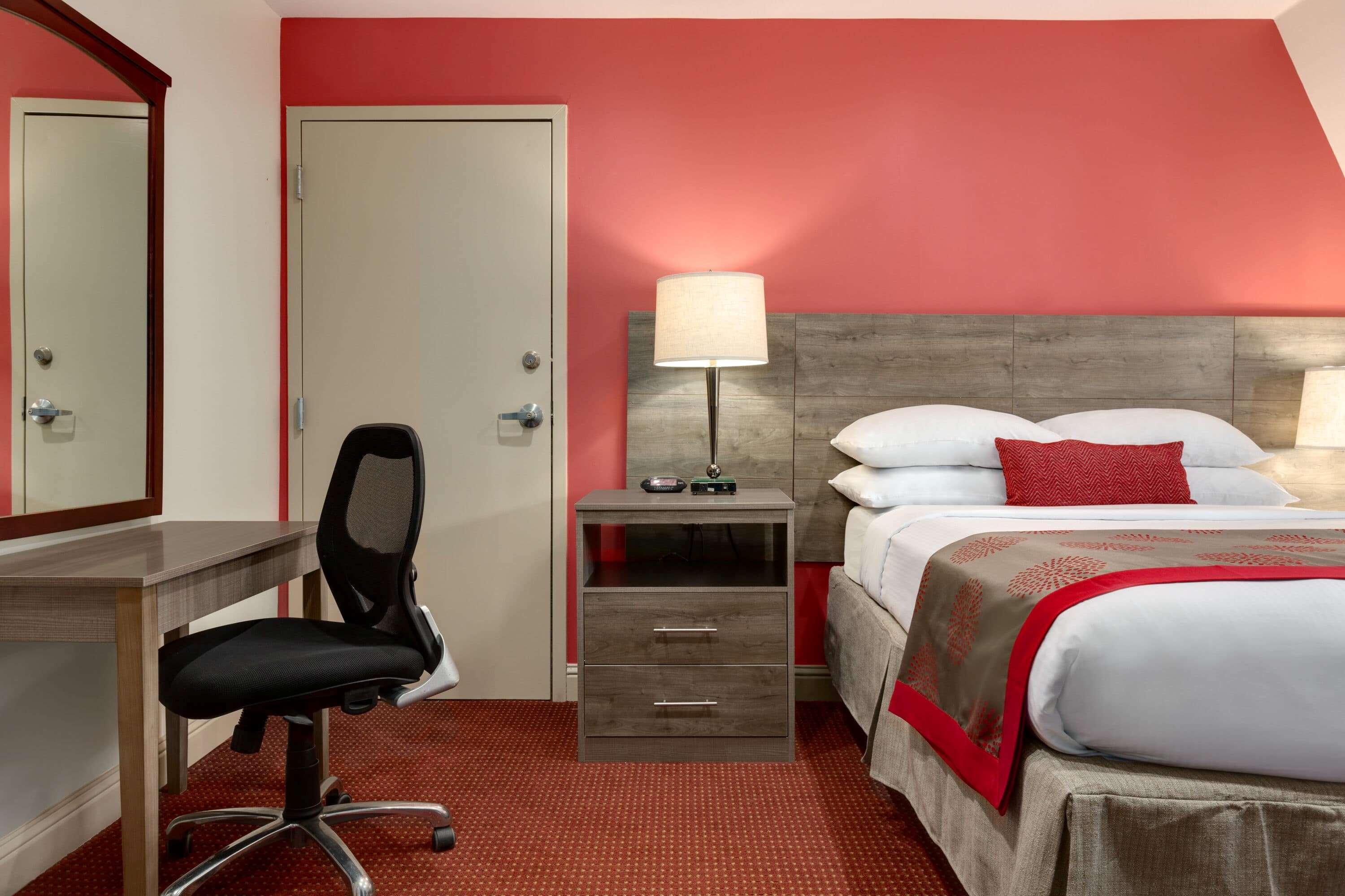 Ramada By Wyndham Oakland Downtown City Center Bagian luar foto